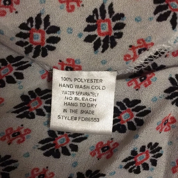 Patterned half sleeve blouse - Picture 2 of 4